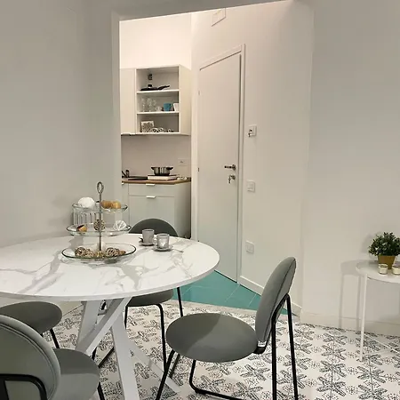 Palazzina 164 * Салерно